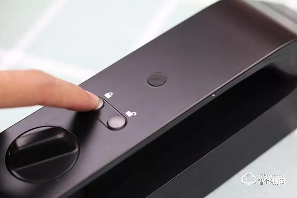 德施曼R7深度評測,3D人臉識別智能鎖到底好不好用 德施曼R7深度評測,3D人臉識別智能鎖到底好不好用