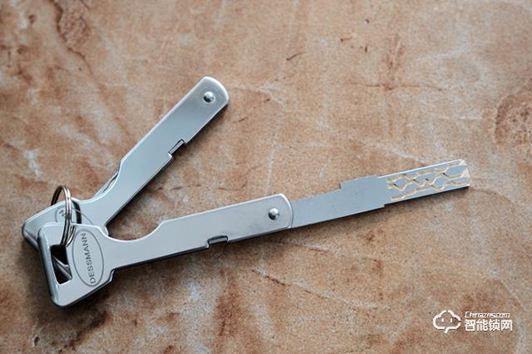 德施曼R7人臉識別智能鎖,換一個更加輕松的方式進家門 德施曼R7人臉識別智能鎖,換一個更加輕松的方式進家門