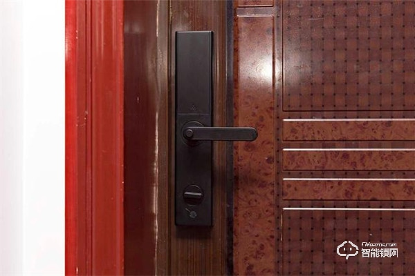 簡配安全不減，鑰匙終結者，體驗米家智能門鎖青春版