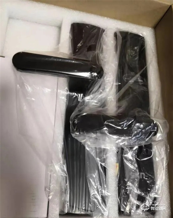 開箱測評:SKN智能鎖完美拯救遺忘癥! 開箱測評:SKN智能鎖完美拯救遺忘癥!