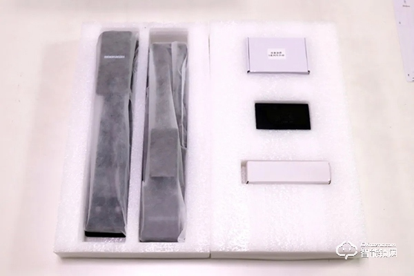 超薄時尚 簡約智能 | 皇家金盾S20人臉識別全自動智能鎖開箱圖賞 超薄時尚 簡約智能 | 皇家金盾S20人臉識別全自動智能鎖開箱圖賞