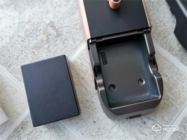 用了指紋鎖，才知道出門多便捷！希箭C1智能門鎖測評