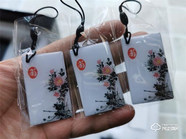 用了指紋鎖，才知道出門多便捷！希箭C1智能門鎖測評