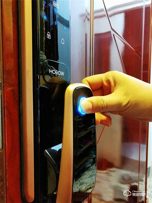 用了指紋鎖，才知道出門多便捷！希箭C1智能門鎖測評
