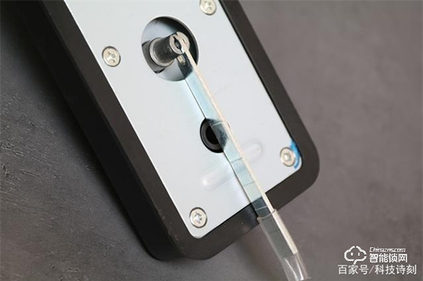 小愛同學開門,從此不帶鑰匙、性價比之王!小益E206MI智能鎖測評 小愛同學開門,從此不帶鑰匙、性價比之王!小益E206MI智能鎖測評