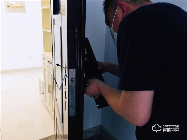 新增三大傳感技術(shù)，德施曼T91P智能鎖，讓門鎖安全系數(shù)更高