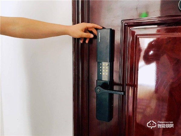 新增三大傳感技術(shù)，德施曼T91P智能鎖，讓門鎖安全系數(shù)更高