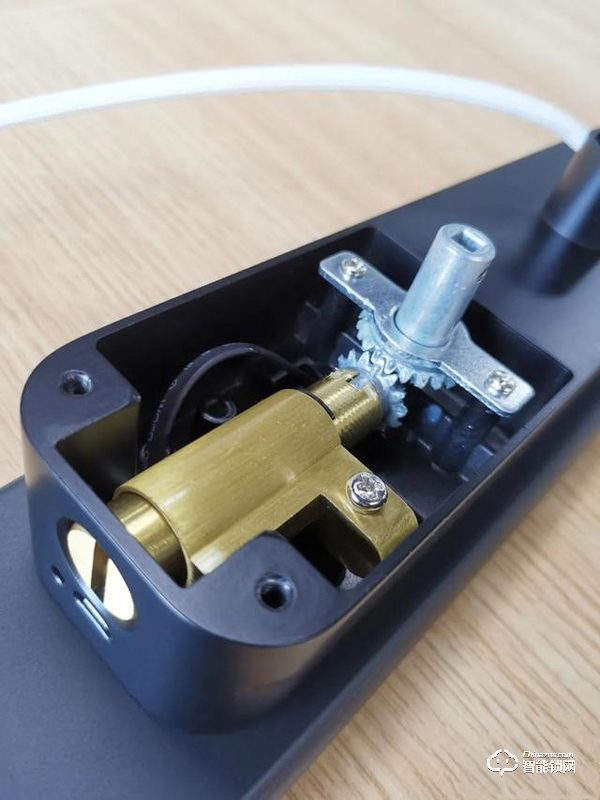 黑龍H8首發測評：將「細節」與「科技」做到極致的智能鎖！