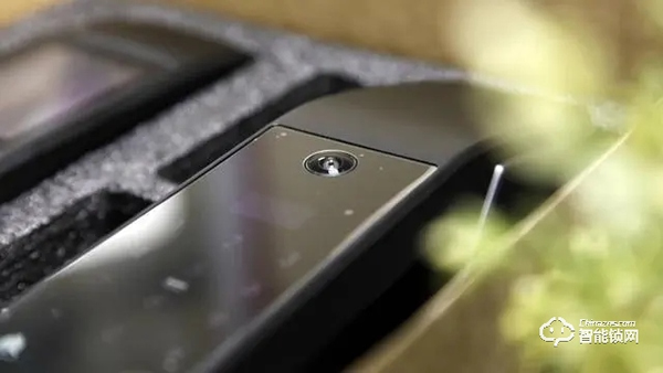 小益X6S智能鎖，顏值爆棚 | 3.5寸可視貓眼、6種開鎖方式、支持天貓精靈系統