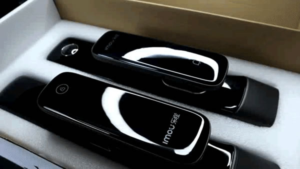 樂橙V8視頻鎖測評：遠程視頻語音和全自動鎖體，家門外安全不擔心