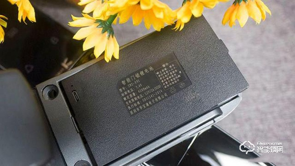 是智能讓我們更懶惰——金指碼X3指紋鎖 是智能讓我們更懶惰——金指碼X3指紋鎖