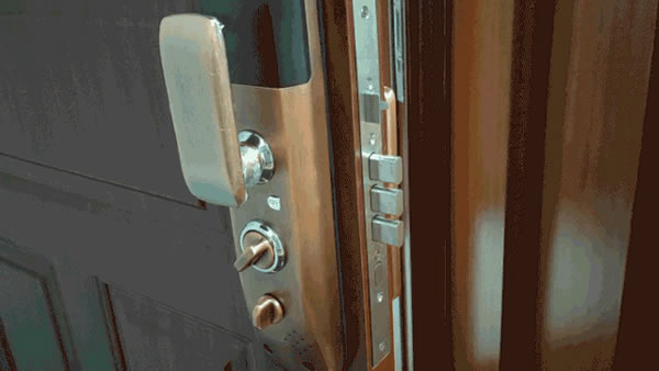 測評 | 金指碼全自動指紋鎖X3:輕奢、時尚、安全 測評 | 金指碼全自動指紋鎖X3:輕奢、時尚、安全