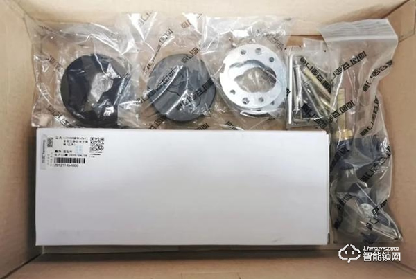 頂固安全門鎖ND100評測:簡而不凡,給家庭多重守護 頂固安全門鎖ND100評測:簡而不凡,給家庭多重守護