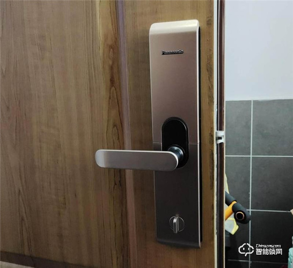 顏值、安全、智能,松下72系智能鎖使用評測 顏值、安全、智能,松下72系智能鎖使用評測