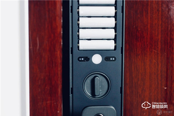 一觸即開，未來已來——小米全自動智能門鎖體驗