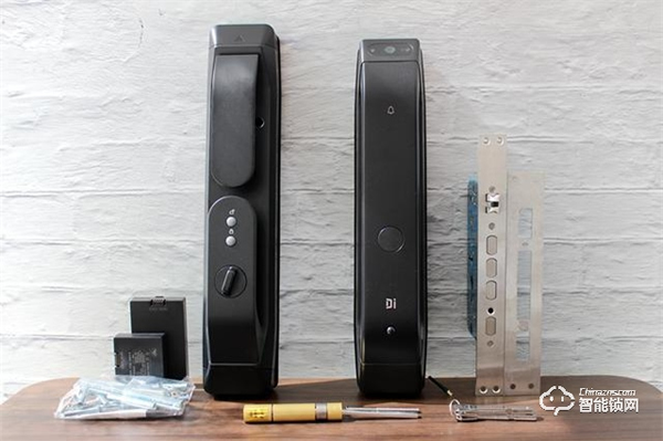 一次投入多重守護,帶貓眼的全自動智能鎖 一次投入多重守護,帶貓眼的全自動智能鎖