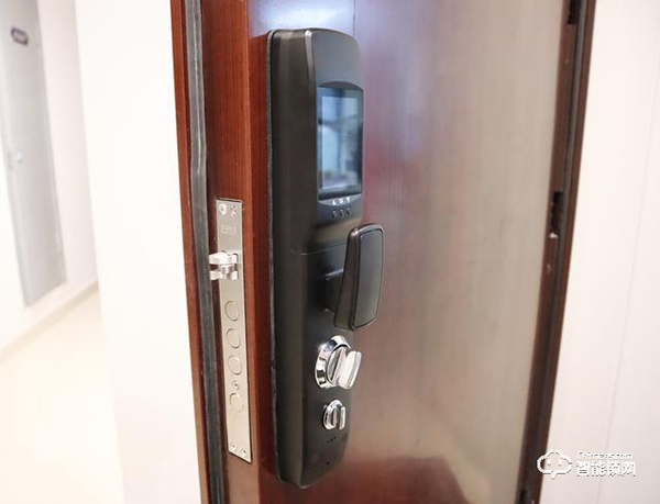 安全防盜智能鎖，實用更安心，小益X6S指紋鎖評測