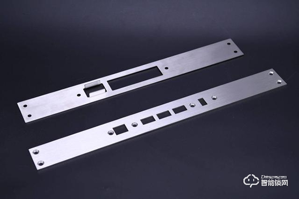 Aqara全自動(dòng)智能推拉鎖D100，讓我成為全村最靚的仔