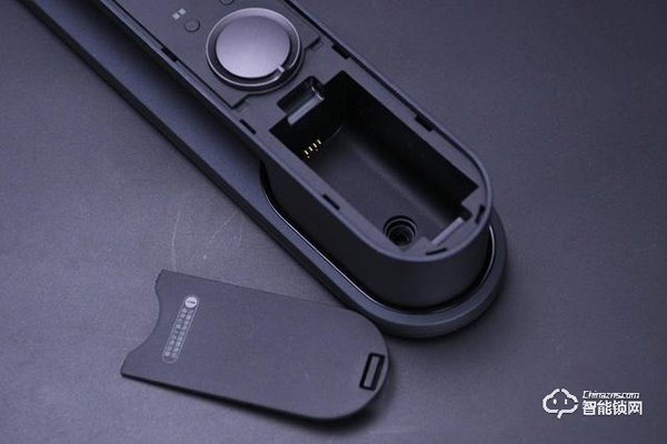 Aqara全自動(dòng)智能推拉鎖D100,讓我成為全村最靚的仔 Aqara全自動(dòng)智能推拉鎖D100,讓我成為全村最靚的仔