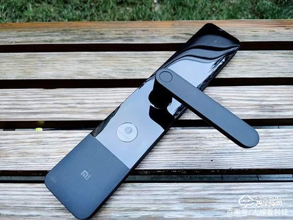 老丟鑰匙不如扔掉鑰匙，讓你家的門更加安全，小米智能門鎖E體驗