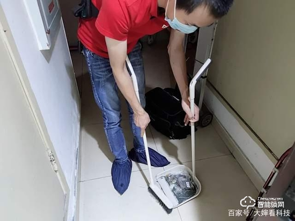 老丟鑰匙不如扔掉鑰匙，讓你家的門更加安全，小米智能門鎖E體驗