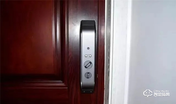 沒有不滿意，只有更高級！全自動智能鎖——德施曼Q5