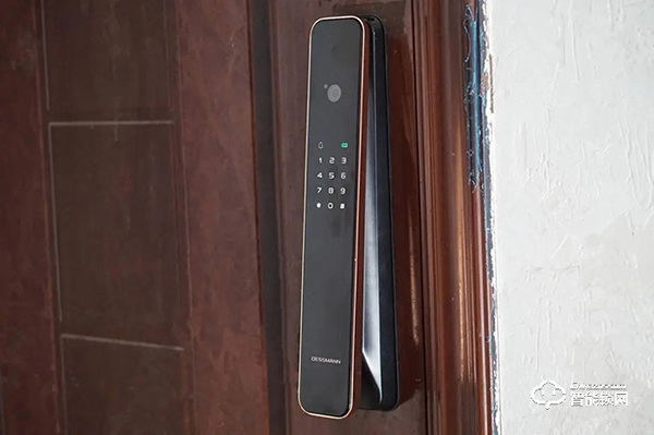 安全等級高，支持人臉識別、假鎖報警，德施曼R8智能鎖評測