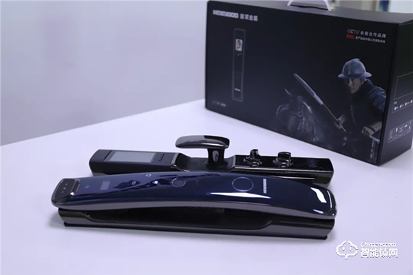 皇家金盾F60DM全自動3D人臉識別+貓眼鎖開箱評測 皇家金盾F60DM全自動3D人臉識別+貓眼鎖開箱評測