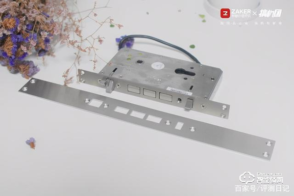 一握開(kāi)啟智能家——Aqara 全自動(dòng)智能推拉鎖 D100體驗(yàn) 一握開(kāi)啟智能家——Aqara 全自動(dòng)智能推拉鎖 D100體驗(yàn)