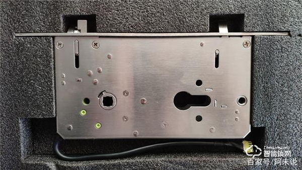 你理解全自動嗎？Aqara全自動推拉鎖D100告訴你