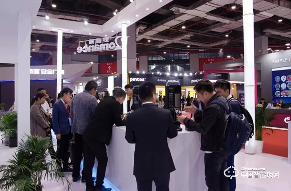 羅曼斯“高調”亮相2019上海建博會，實力引領行業升級！