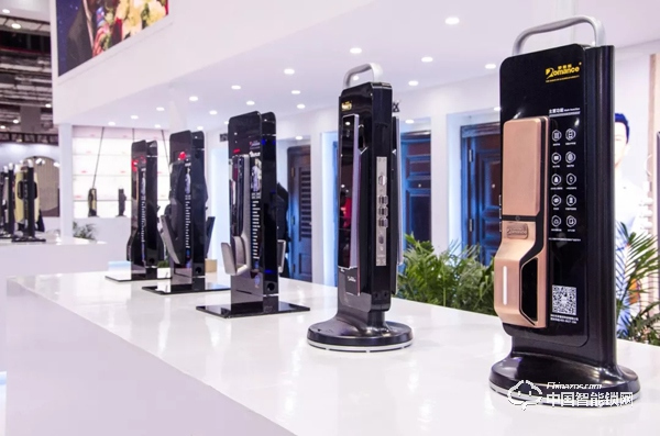 羅曼斯“高調”亮相2019上海建博會，實力引領行業升級！