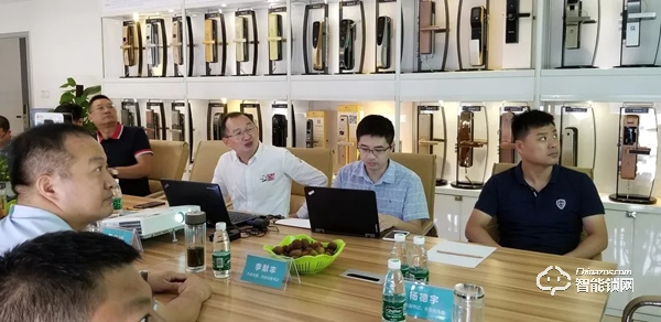 四川省閬中市楊德宇市長一行蒞臨豪力士考察指導(dǎo) 四川省閬中市楊德宇市長一行蒞臨豪力士考察指導(dǎo)