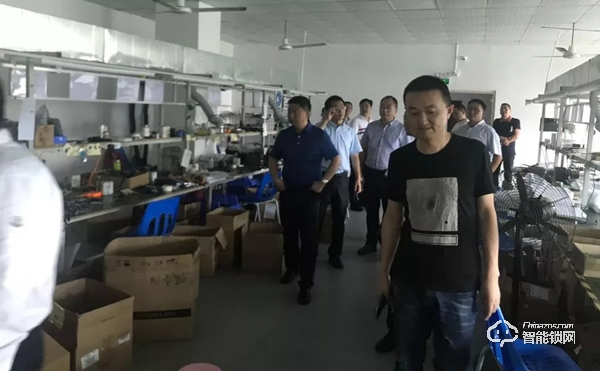 四川省閬中市楊德宇市長一行蒞臨豪力士考察指導(dǎo) 四川省閬中市楊德宇市長一行蒞臨豪力士考察指導(dǎo)