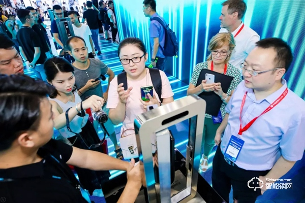 Kaadas凱迪仕建博會首秀告捷,顛覆行業科技盛宴,邀您來看! Kaadas凱迪仕建博會首秀告捷,顛覆行業科技盛宴,邀您來看!