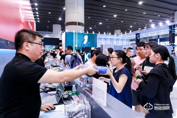 Kaadas凱迪仕建博會首秀告捷,顛覆行業科技盛宴,邀您來看! Kaadas凱迪仕建博會首秀告捷,顛覆行業科技盛宴,邀您來看!