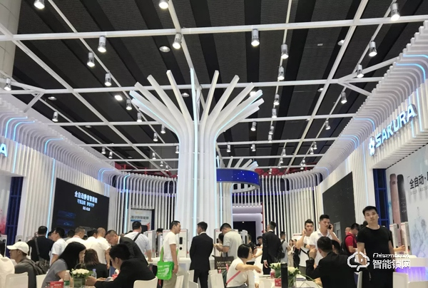 櫻花指紋鎖光科技主題展驚艷亮相廣州建博會 櫻花指紋鎖光科技主題展驚艷亮相廣州建博會