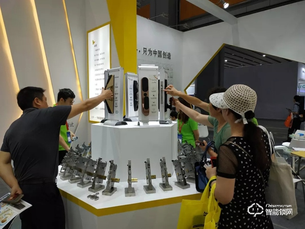 專注智能鎖研發(fā)與創(chuàng)新,六孚受邀參展廣州建博會(huì) 專注智能鎖研發(fā)與創(chuàng)新,六孚受邀參展廣州建博會(huì)