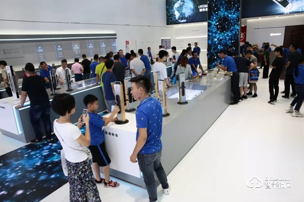 2019“葵花獎(jiǎng)”|金點(diǎn)原子榮獲三大重磅獎(jiǎng)項(xiàng) 2019“葵花獎(jiǎng)”|金點(diǎn)原子榮獲三大重磅獎(jiǎng)項(xiàng)