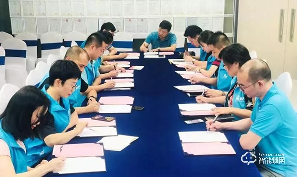 譜寫新篇章|德犬新品會煥然啟動 譜寫新篇章|德犬新品會煥然啟動