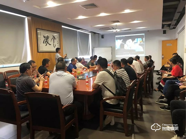 “湖南益陽教育高級研修班”至必達智能鎖觀摩學習 “湖南益陽教育高級研修班”至必達智能鎖觀摩學習