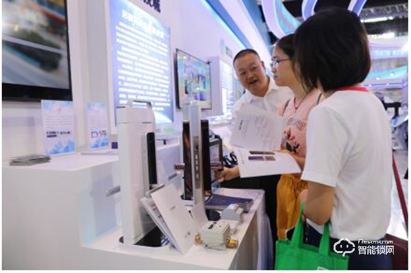果加亮相2019重慶智博會 F4智能鎖等新品備受關注 果加亮相2019重慶智博會 F4智能鎖等新品備受關注
