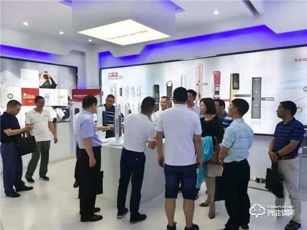 浙江省督查組到索伯菲智能鎖調研指導 浙江省督查組到索伯菲智能鎖調研指導