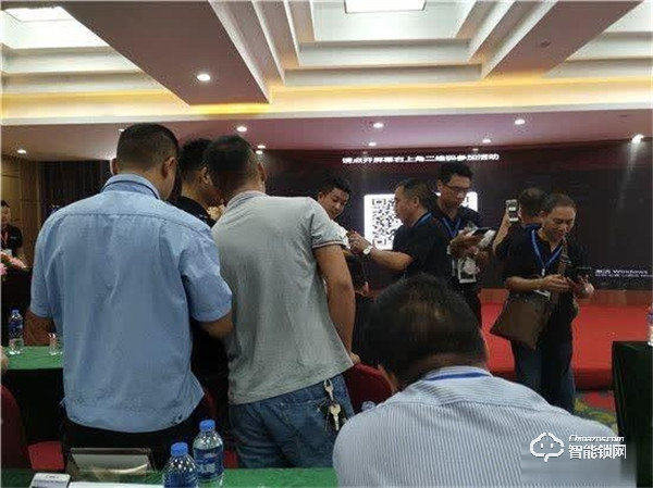 指紋鎖、虹膜鎖已不新鮮,互聯網加催生新穎開門方式 指紋鎖、虹膜鎖已不新鮮,互聯網加催生新穎開門方式