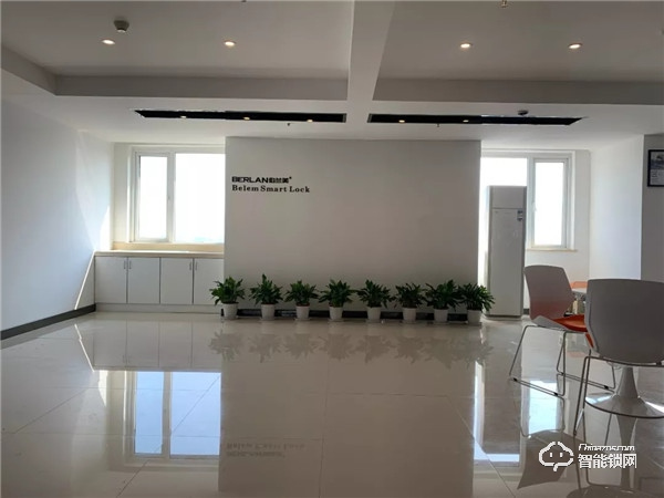 中國(guó)智能鎖網(wǎng)祝賀伯蘭美智能鎖武漢分公司成立 中國(guó)智能鎖網(wǎng)祝賀伯蘭美智能鎖武漢分公司成立