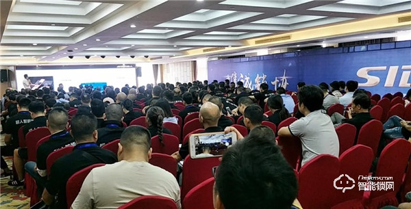 30多家主流媒體競相報道,超人新品發布會長沙站這一次贏得漂亮 30多家主流媒體競相報道,超人新品發布會長沙站這一次贏得漂亮