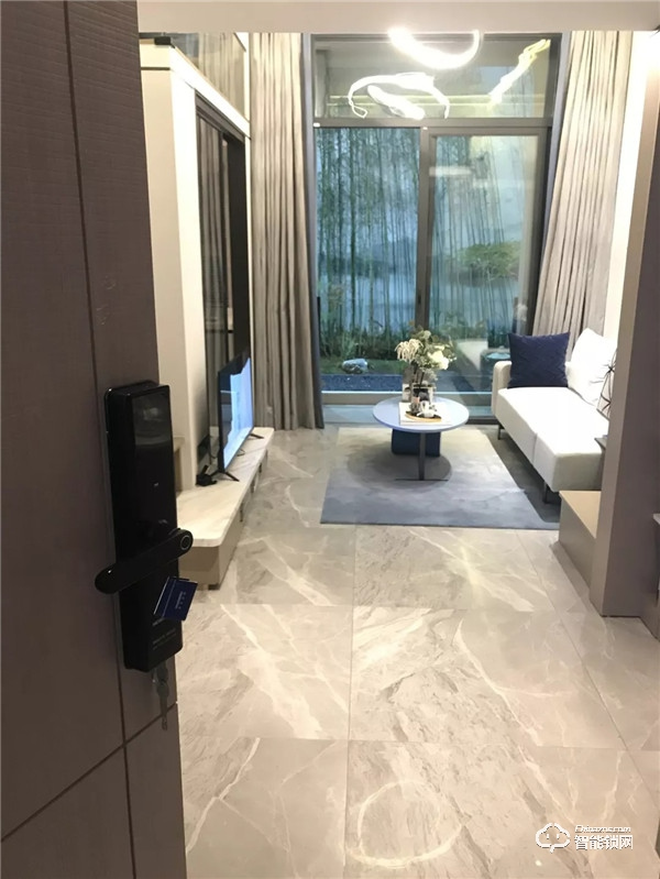 5G技術(shù)即將進(jìn)入使用階段,智能鎖將帶領(lǐng)智能家居產(chǎn)業(yè)邁入全新時(shí)代 5G技術(shù)即將進(jìn)入使用階段,智能鎖將帶領(lǐng)智能家居產(chǎn)業(yè)邁入全新時(shí)代