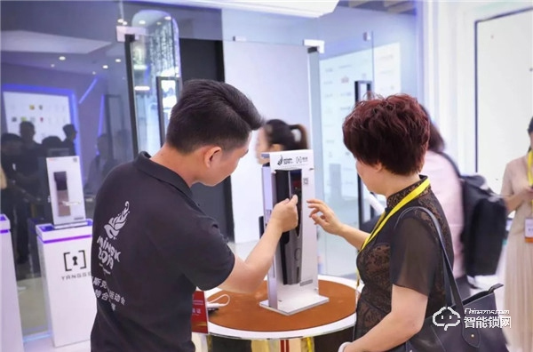 中山小欖五金鎖具博覽會上,楊格實力圈粉 中山小欖五金鎖具博覽會上,楊格實力圈粉