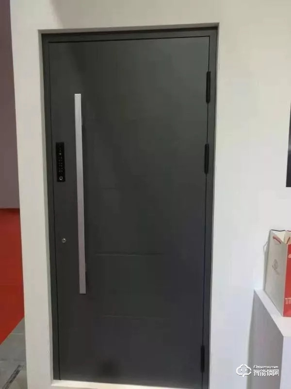 三環參加世界工業設計大會 高性能斷橋鋁入戶門獲獎