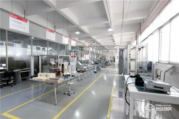 喜報(bào)!匯泰龍被認(rèn)定為“廣東省省級(jí)企業(yè)技術(shù)中心”! 喜報(bào)!匯泰龍被認(rèn)定為“廣東省省級(jí)企業(yè)技術(shù)中心”!